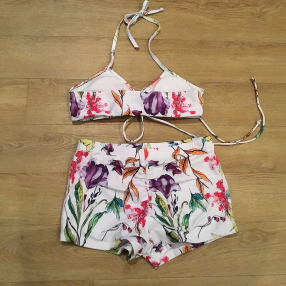 Bikini Swimsuit With Beach Cover Bathing Suit Size Medium - Picture 8 of 11